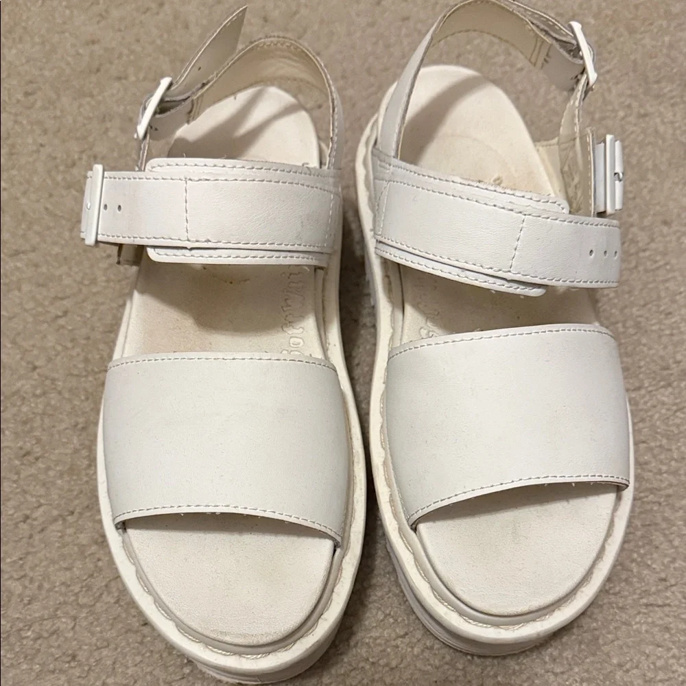 Dr. Martens Voss Mono Hydro Leather Sandals - Picture 2 of 4